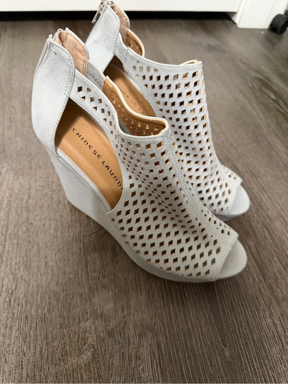 Chase + Chloe Gray Perforated Peep-Toe Wedge Sandals size 8